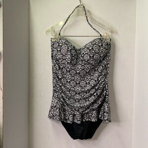 Lauren Ralph Lauren One piece Black&White Blouson Ruching Ruffle size 12